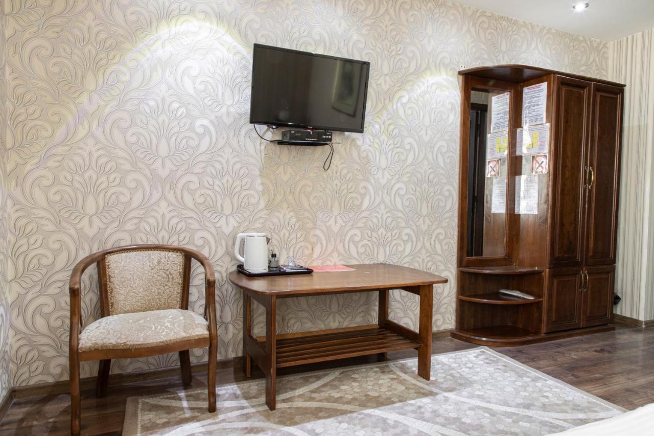 Nur M Tashkent Exterior foto