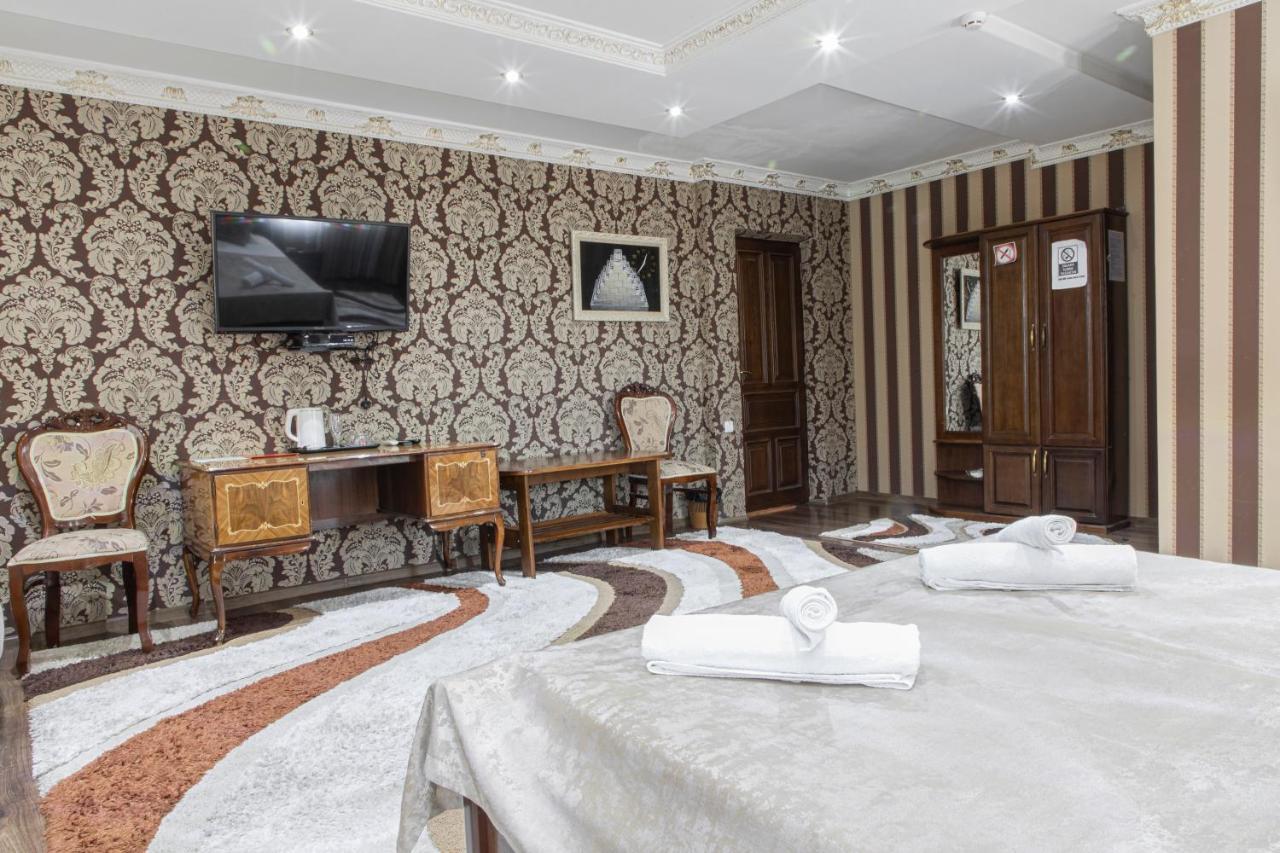 Nur M Tashkent Exterior foto
