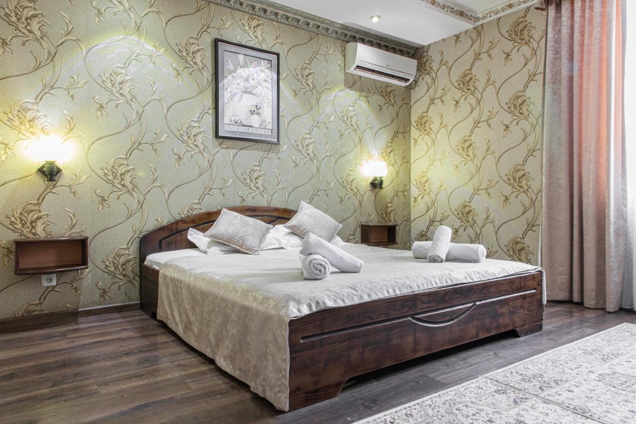 Nur M Tashkent Exterior foto
