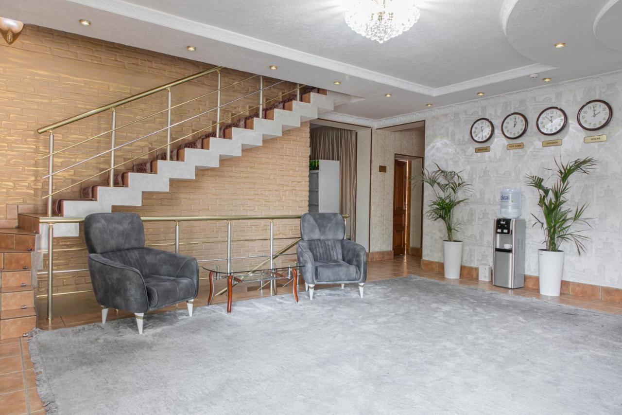 Nur M Tashkent Exterior foto