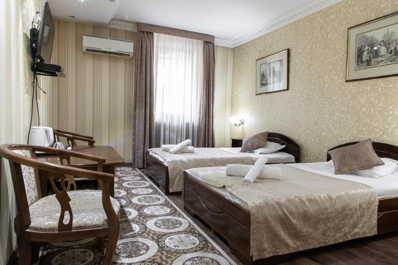 Nur M Tashkent Exterior foto